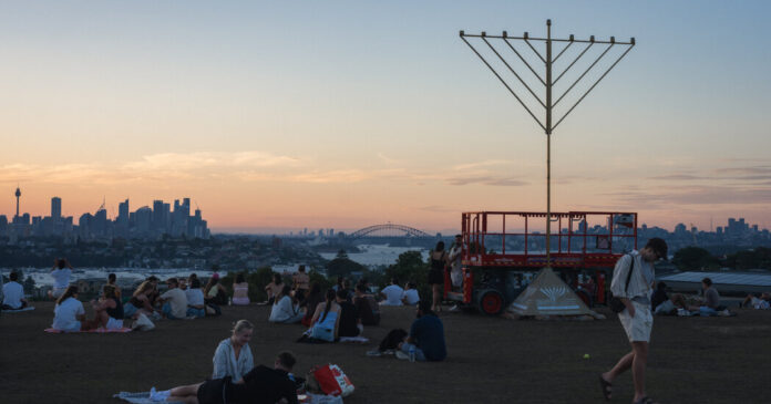 15int-oz-antisemitism-01-fpvw-facebookJumbo.jpg
