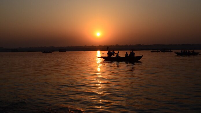 idc6cvog_ganga_625x300_20_May_26.jpg