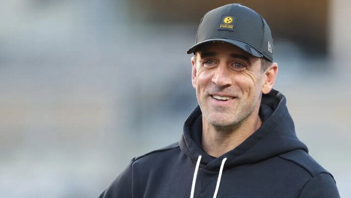 nfl-steelers-aaron-rodgers-030526-1.jpg