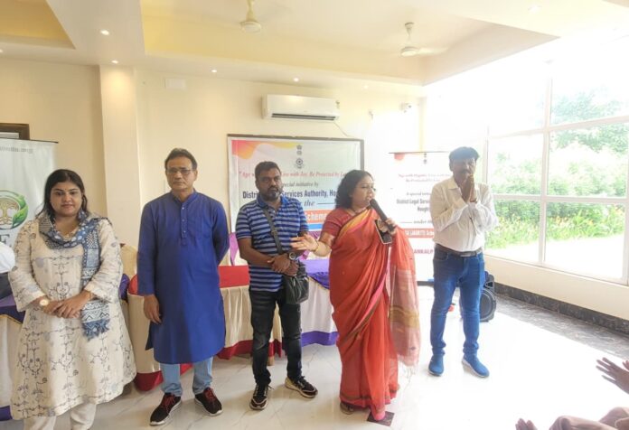 প্রবীণদের অধিকার ও মানসিক সুস্থতা নিয়ে সচেতনতা শিবির আয়োজন ডিএলএসএ হুগলির