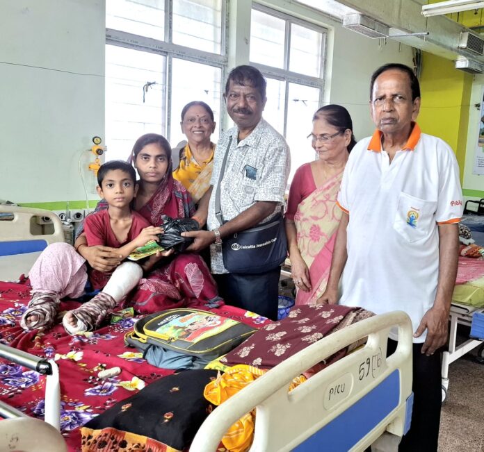 আমরা ব্যতিক্রমী র উদ্যোগে চিকিৎসক দিবস উদযাপন