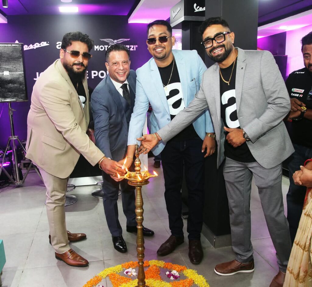 Piaggio India Strengthens Presence in Howrah with New Vespa and Aprilia Touch Point Piaggio India Strengthens Presence in Howrah with New Vespa and Aprilia Touch Point