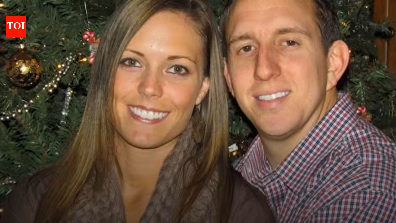 Kentucky woman started a 0 eBay side hustle in 2011, left her ,000 insurance job in 2014; 10 years later, Pink Lily reached 1 million | World News Kentucky woman started a 0 eBay side hustle in 2011, left her ,000 insurance job in 2014; 10 years later, Pink Lily reached 1 million | World News