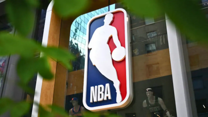 “I Was Gonna Wet The Bed”: Yaxel Lendeborg Matches Victor Wembanyama’s Rare NBA Rookie Feat | NBA “I Was Gonna Wet The Bed”: Yaxel Lendeborg Matches Victor Wembanyama’s Rare NBA Rookie Feat | NBA