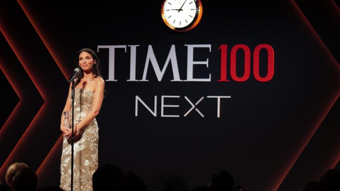 Sustainable Makeup Entrepreneur Laney Crowell on Making Small Starts Toward Big Change Sustainable Makeup Entrepreneur Laney Crowell on Making Small Starts Toward Big Change