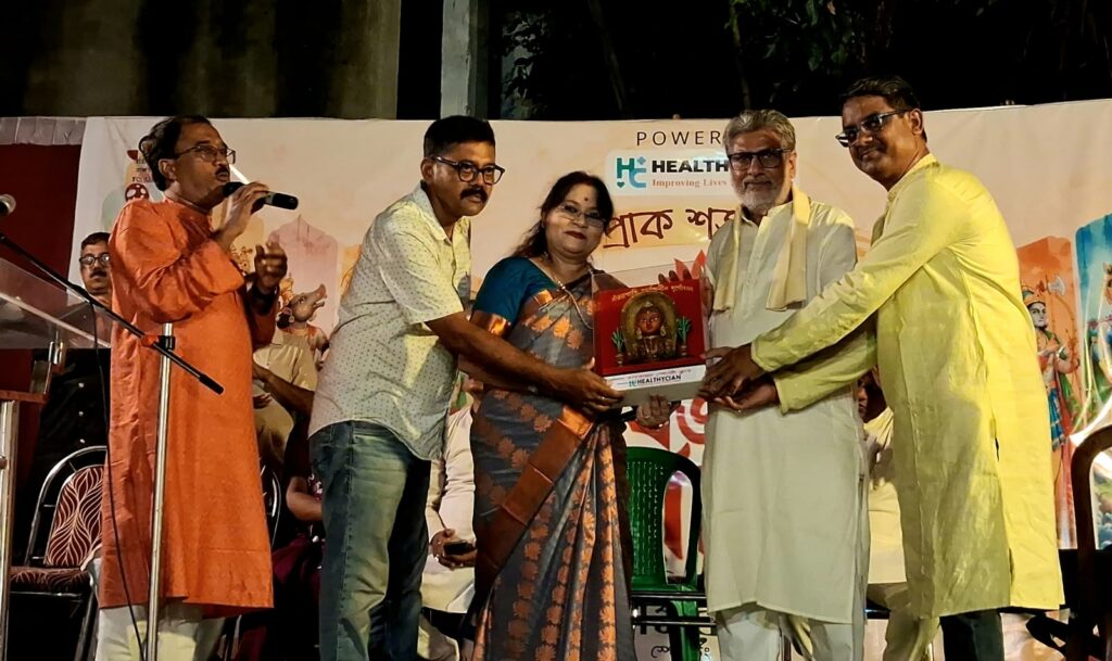 ঐতিহ্যের আবহে সাঁতরাগাছি সার্বজনীনের প্রাক শতবর্ষ দুর্গোৎসবের সূচনা ঐতিহ্যের আবহে সাঁতরাগাছি সার্বজনীনের প্রাক শতবর্ষ দুর্গোৎসবের সূচনা