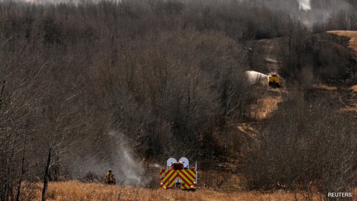 4 Killed Dozens Injured In Massive Fire At Canadian Military Base Alberta